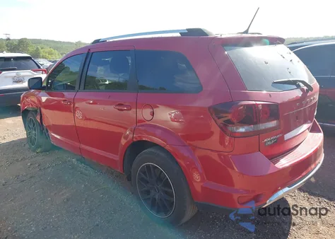 2017 Dodge Journey Crossroad Plus z USA, uszkodzony, nr VIN 3C4PDCGB8HT705493